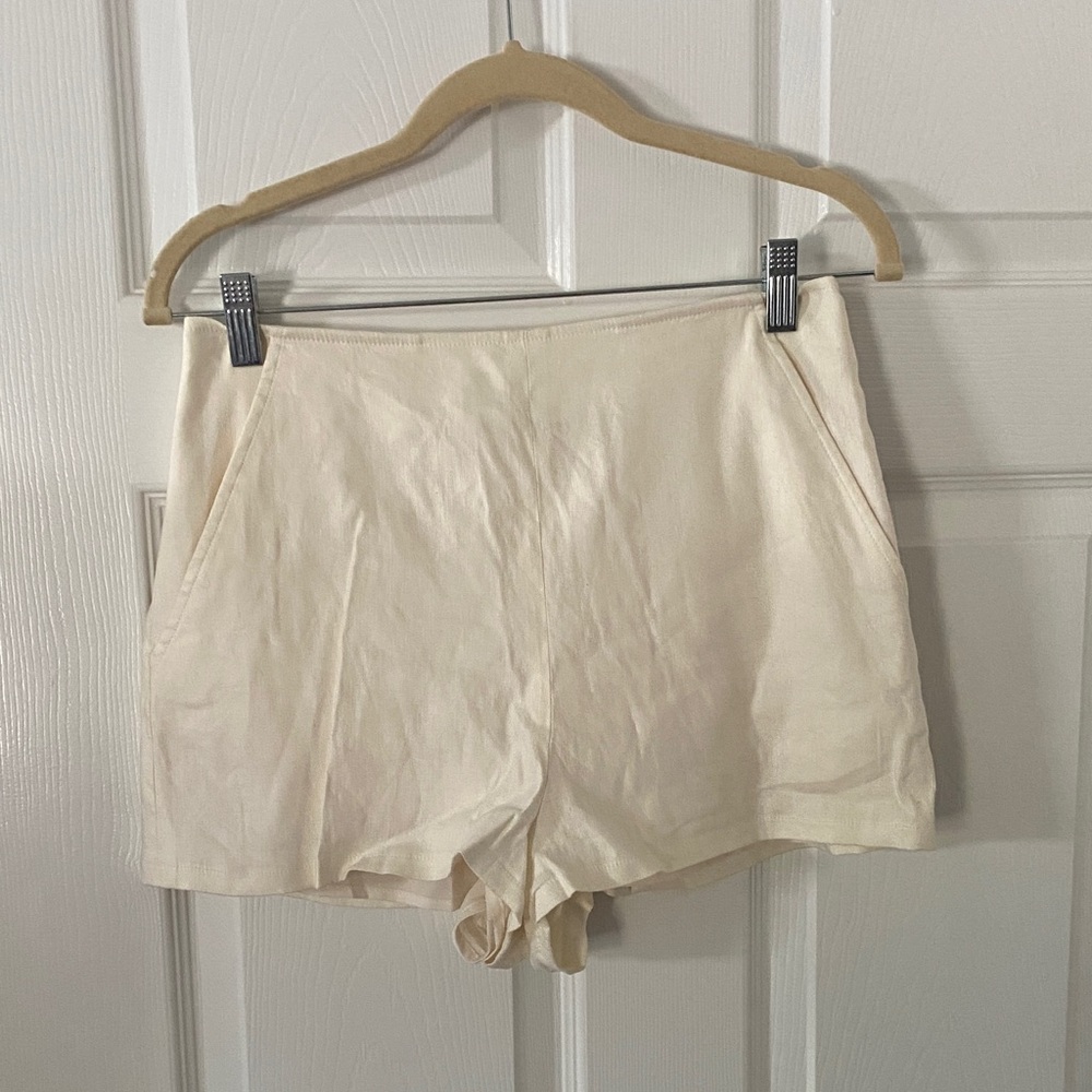 Leith High Waist Linen Blend Shorts
